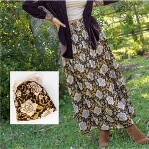 NWT Natural Life “skirt-in-a-bag”